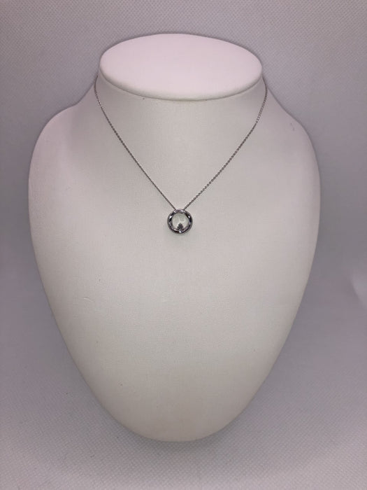 10K White Gold Diamond Pendant Necklace