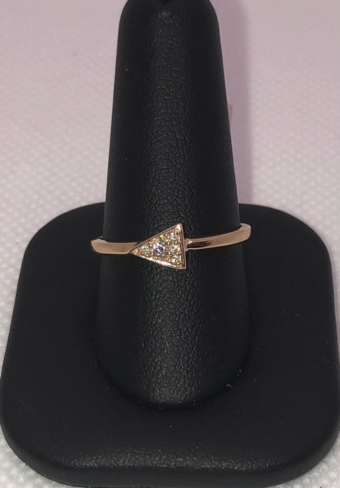 10K Yellow Gold Ring With Diamonds