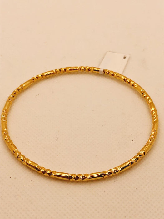 10K Yellow Gold Bangle Bracelet